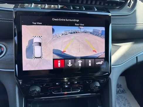 Used 2024 Jeep Grand Cherokee L Limited w/ Luxury Tech Group II image 28