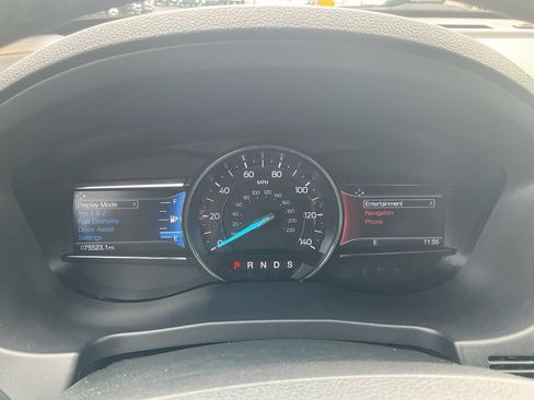 Used 2019 Ford Explorer Limited w/ Class III Trailer Tow Package AWD/4WD image 24