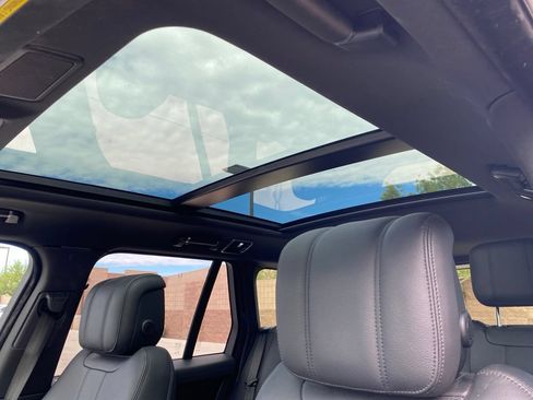 Used 2021 Land Rover Range Rover AWD/4WD image 19