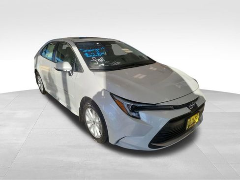 New 2025 Toyota Corolla XLE image 8