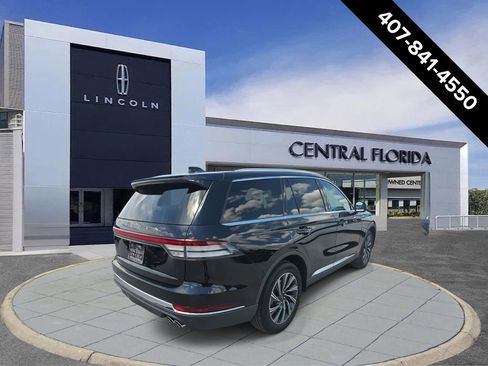 New 2025 Lincoln Aviator 2WD w/ Equipment Group 101A image 3