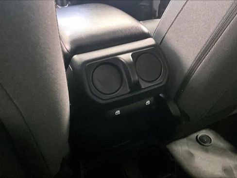 Used 2024 Jeep Wrangler Willys image 10
