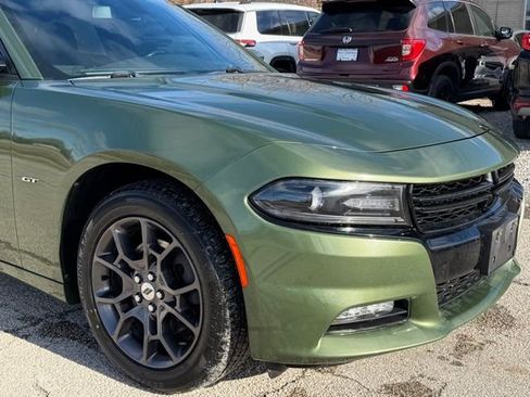 Used 2018 Dodge Charger GT image 2