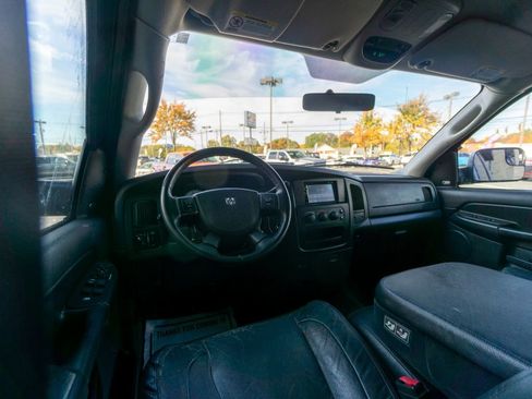 Used 2004 Dodge Ram 1500 Truck SLT w/ Quad Cab Value Group image 14