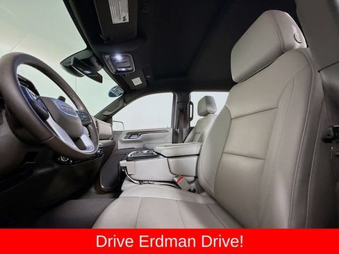 Used 2026 GMC Sierra 1500 SLT AWD/4WD image 6