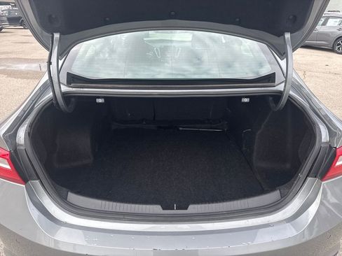 Used 2024 Chevrolet Malibu LT image 14