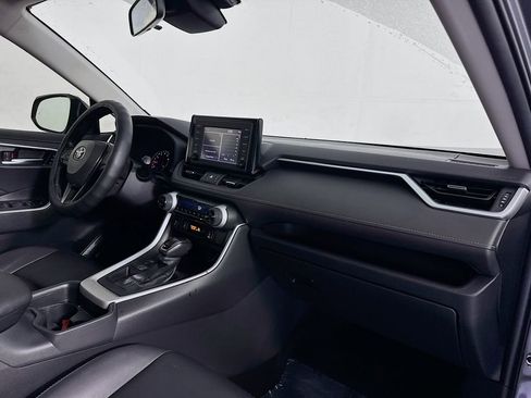 Used 2019 Toyota RAV4 XLE Premium w/ Cold Weather Package image 30