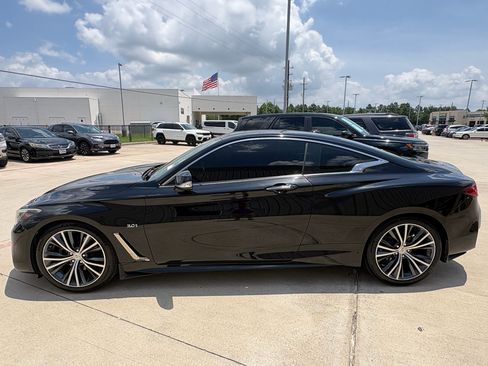 Used 2018 INFINITI Q60 3.0t Luxe w/ Sensory Package 3.0T Luxe RWD image 6