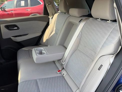 Used 2021 Nissan Rogue SV FWD image 21
