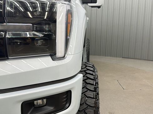 Used 2025 Ford F150 Lariat image 14