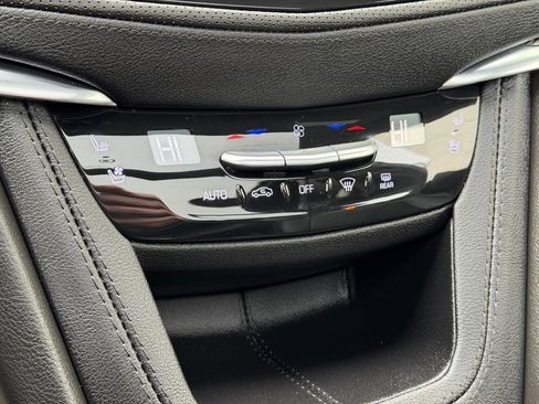 Used 2023 Cadillac XT5 Sportv image 14