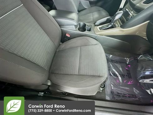 Used 2012 Ford Focus SEL FWD image 24