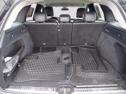 Used 2018 Mercedes-Benz GLC 300 4MATIC image 8