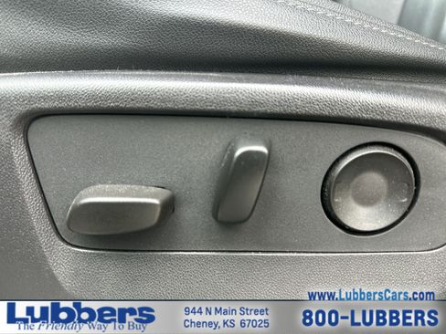 Used 2024 Chevrolet Silverado 1500 LT Trail Boss w/ Convenience Package II image 11