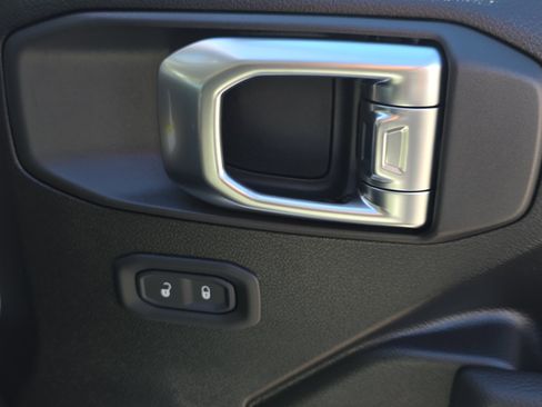 New 2026 Jeep Gladiator Willys image 34