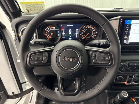 New 2026 Jeep Gladiator Sport AWD/4WD image 21