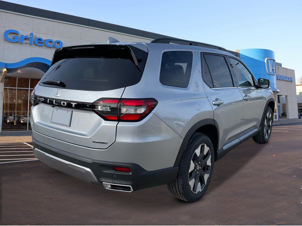 New 2026 Honda Pilot Touring image 5