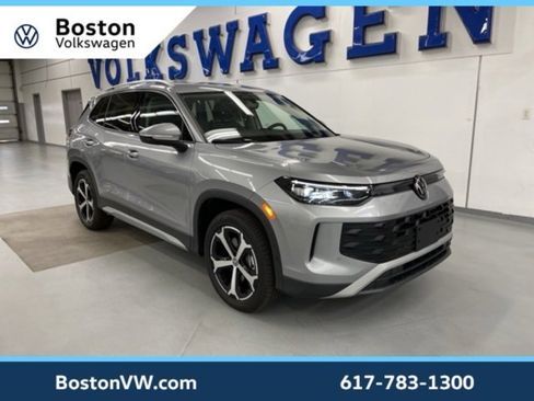 New 2026 Volkswagen Tiguan SE image 5