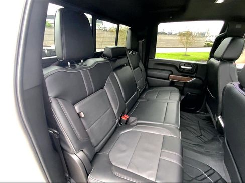 Used 2023 Chevrolet Silverado 2500 High Country w/ Z71 Off-Road Package AWD/4WD image 23