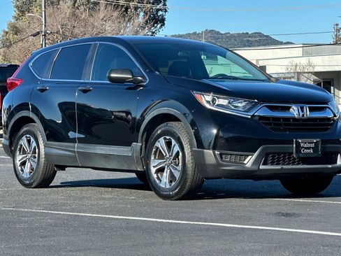 Used 2018 Honda CR-V LX image 6