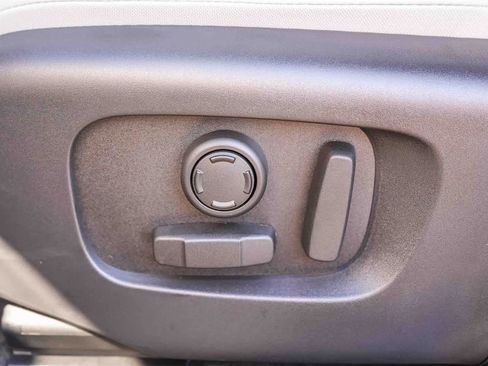 New 2026 Land Rover Range Rover Evoque S image 20