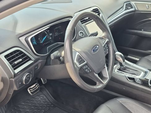 Used 2015 Ford Fusion Titanium FWD image 10