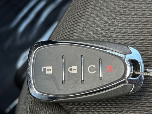 Used 2025 Chevrolet Blazer LT image 22