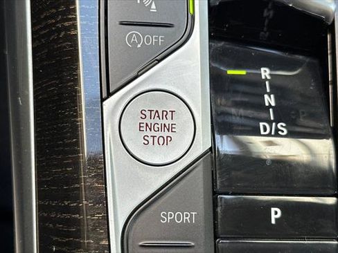 Used 2023 BMW 330i Sedan w/ Parking Assistance Package image 21