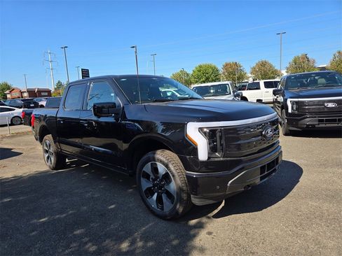 New 2025 Ford F150 Lightning Platinum image 3