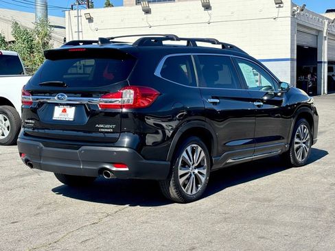Used 2022 Subaru Ascent Touring image 4