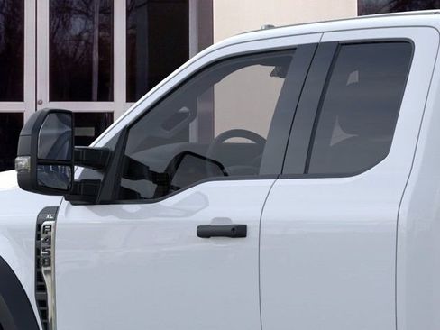 New 2026 Ford F450 XL w/ XL Chrome Package RWD image 20
