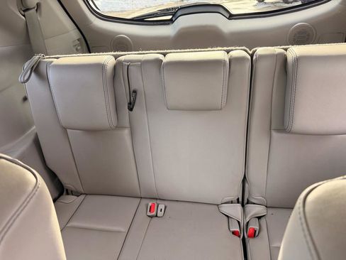 Used 2016 Toyota Highlander Limited Platinum image 26