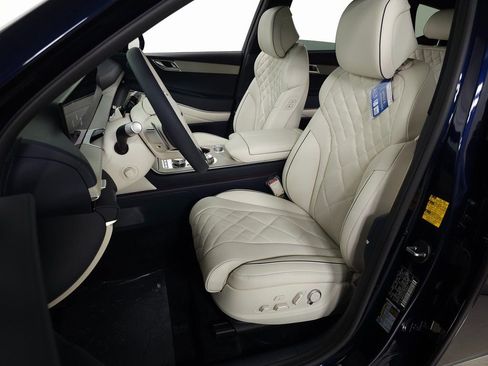 Used 2026 Genesis GV80 3.5T Prestige image 13