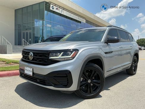 Used 2022 Volkswagen Atlas SEL R-Line AWD/4WD image 1