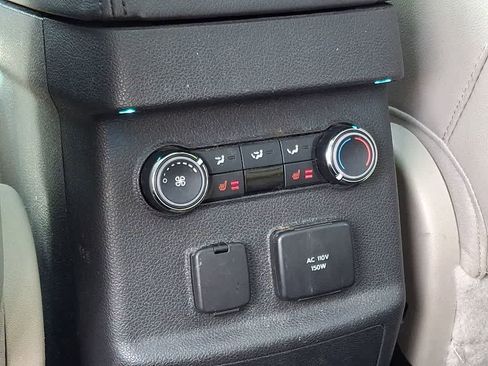 Used 2014 Ford Explorer Limited w/ Equipment Group 301A FWD image 23