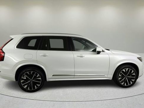 Used 2026 Volvo XC90 B6 Plus w/ Protection Package AWD/4WD image 3