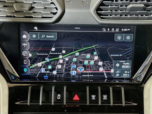 Used 2024 Lamborghini Urus S AWD/4WD image 13