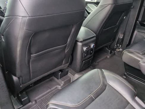 Used 2022 Ford Explorer ST w/ Equipment Group 401A AWD/4WD image 18