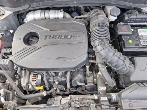 Used 2022 Kia Seltos Nightfall Edition image 28