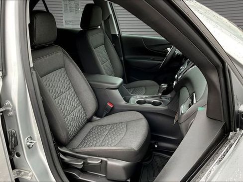Used 2020 Chevrolet Equinox LT image 27