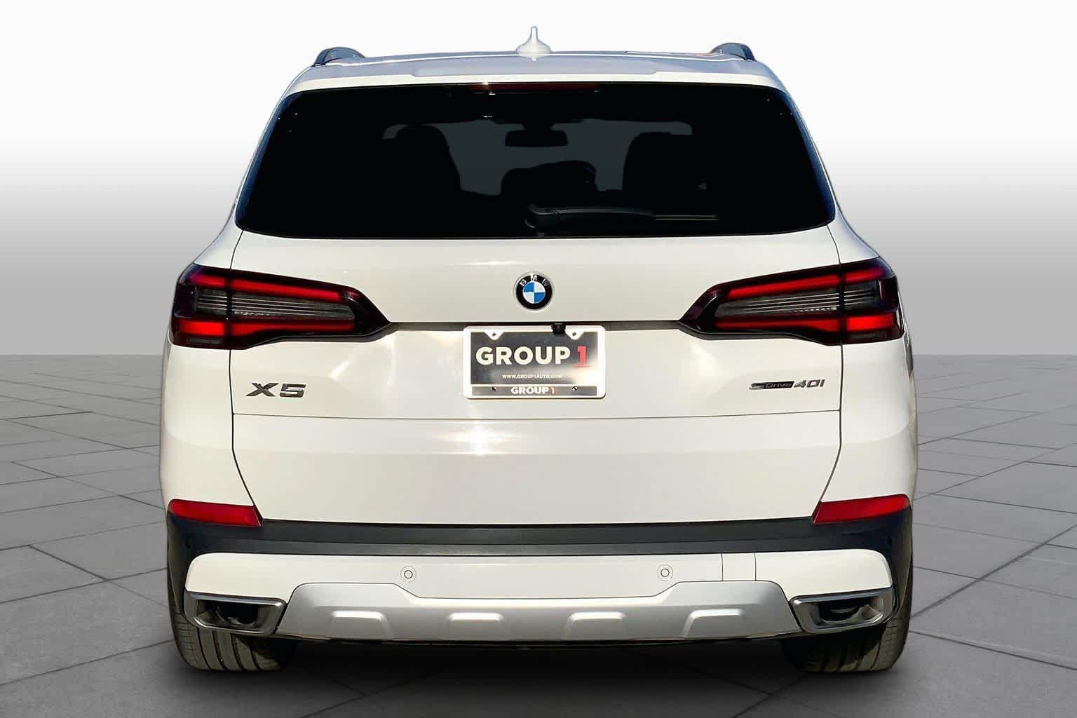 Used 2023 BMW X5 sDrive40i w/ Parking Assistance Package RWD image 5