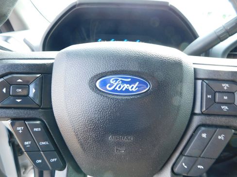 Used 2017 Ford F150 XL w/ XL Power Equipment Group AWD/4WD image 21