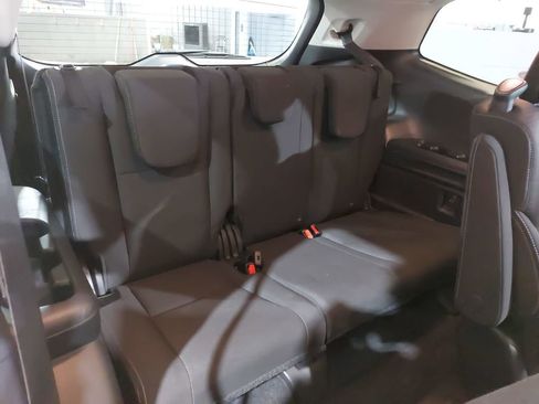 Used 2023 Subaru Ascent Premium w/ Convenience Package AWD/4WD image 12