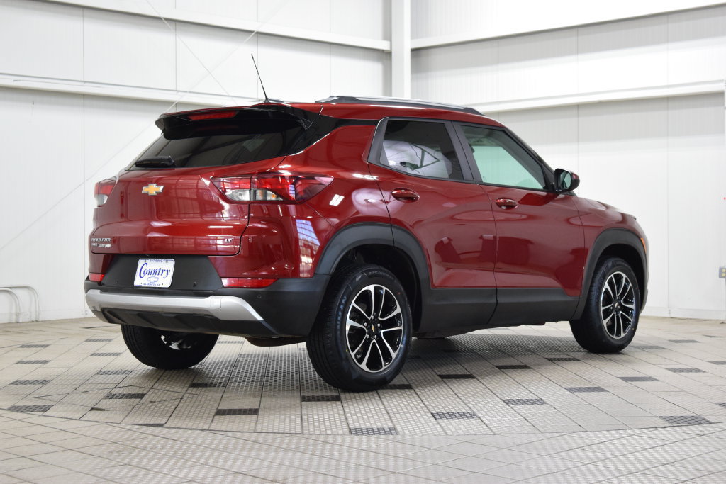 Used 2024 Chevrolet TrailBlazer LT w/ Convenience Package AWD/4WD image 8