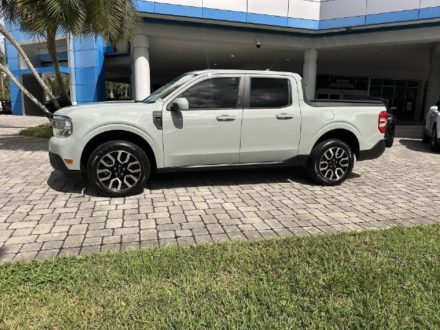Used 2023 Ford Maverick Lariat FWD image 31