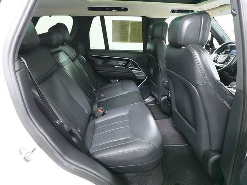 Used 2024 Land Rover Range Rover SE AWD/4WD image 33