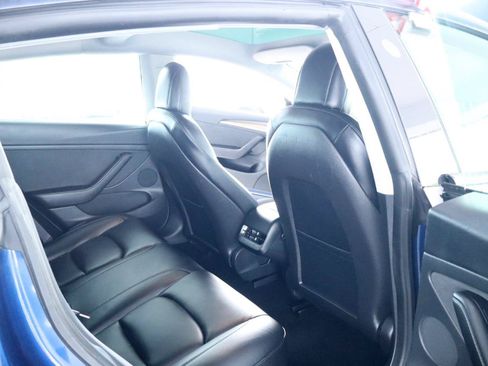 Used 2021 Tesla Model 3 Standard Range Plus RWD image 33