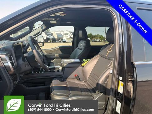 Used 2024 Ford F250 Platinum AWD/4WD image 10