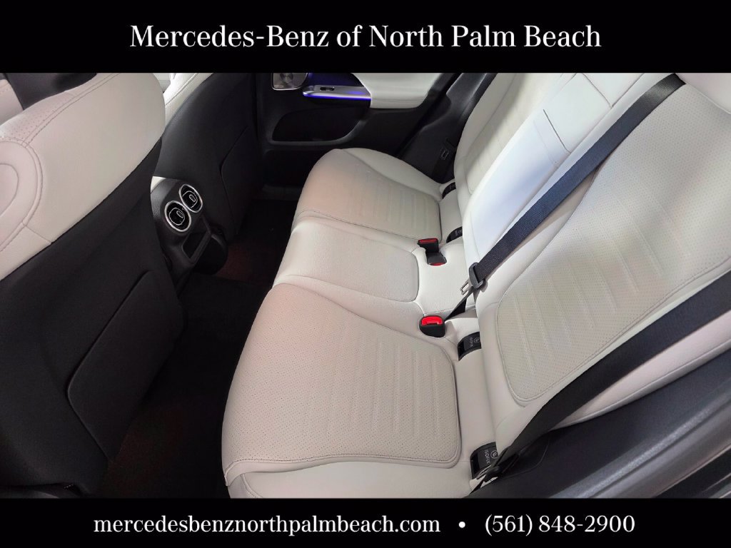 New 2026 Mercedes-Benz GLC 300 image 12