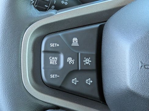 New 2025 Ford Bronco Badlands image 13